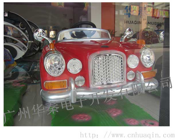 Cartoon red vintage car 
